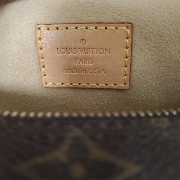 Authentic Louis Vuitton Manhattan PM purse - Picture 13 of 14